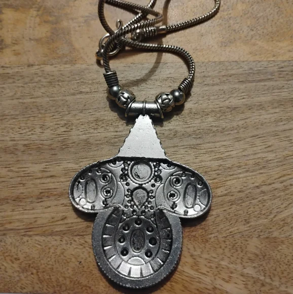 Silver Pendant Necklace with Blue & Coral Red Accents NEW - Picture 10 of 14